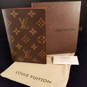 Louis Vuitton Bags - Louis Vuitton Passport Wallet Louis Vuitton Bags - Louis Vuitton Passport Wallet
